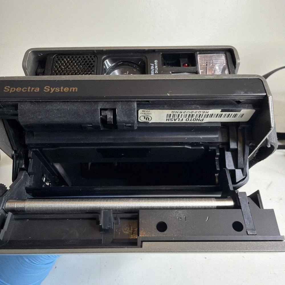 3x LOT Polaroids Square Shooter 2, 600 Business Ed, Spectra System, Flashcubes
